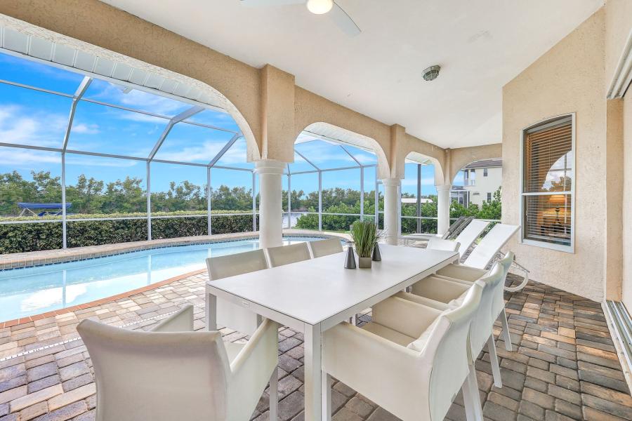 2624 El Dorado Pkwy W, Cape Coral, FL 33914 (32)
